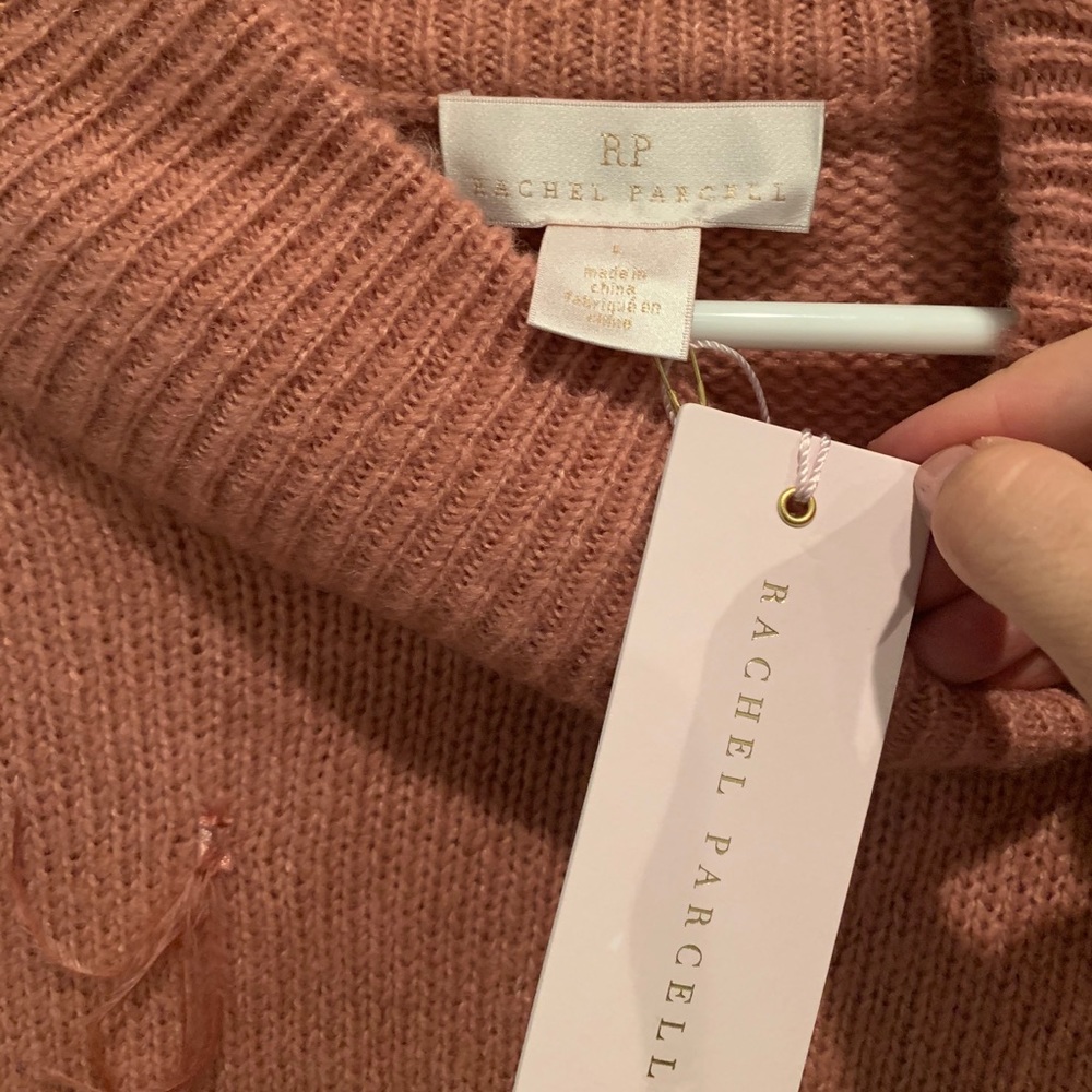 Rachel Parcell sweater - Picture 8 of 8